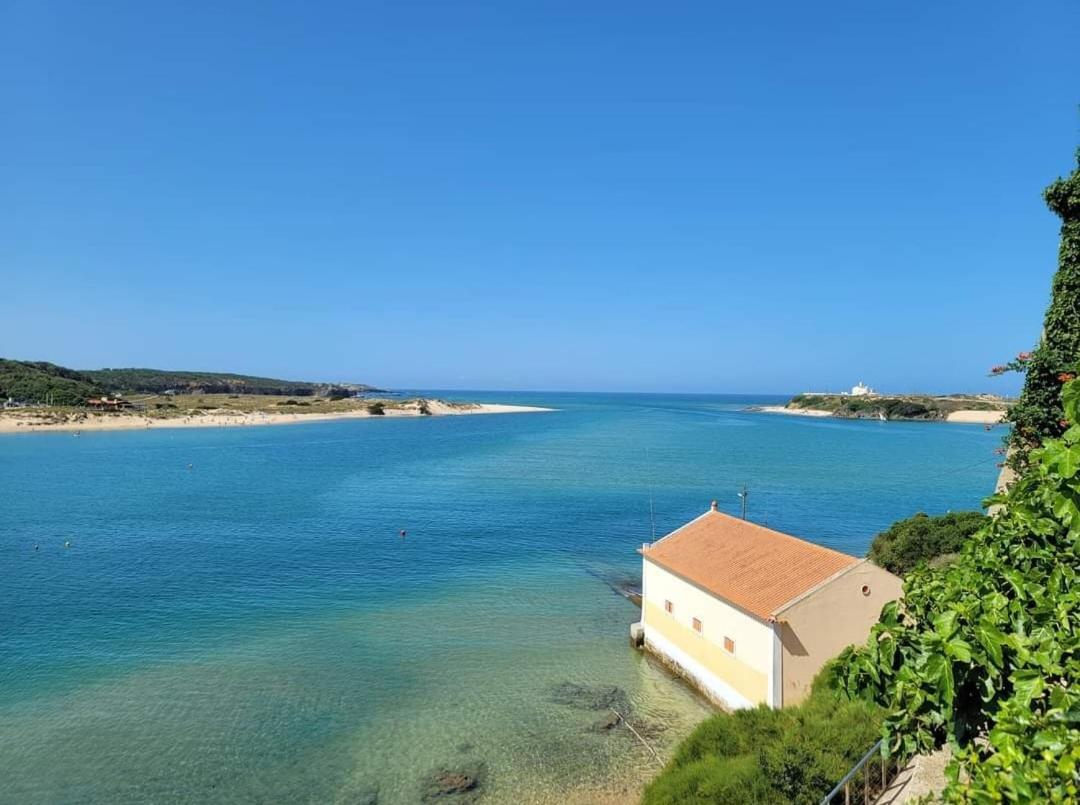 Lagoa Azul Guest House II فيلا نوفا دو ميلفونتس المظهر الخارجي الصورة